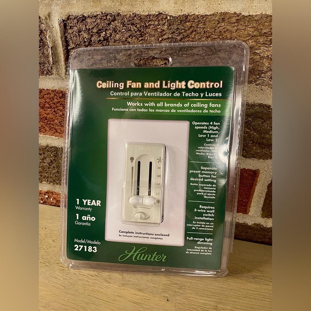 Hunter 4-Speed Ceiling Fan/Light Control‎ 27183 Preset Dual-Slide On/Off Switch